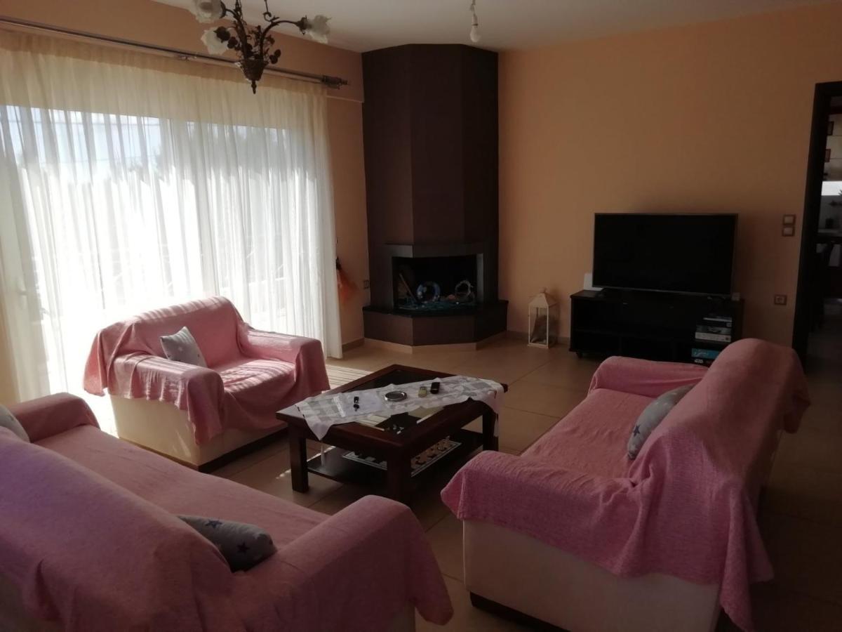 Rural 3-Bedroom House كالاماتا المظهر الخارجي الصورة