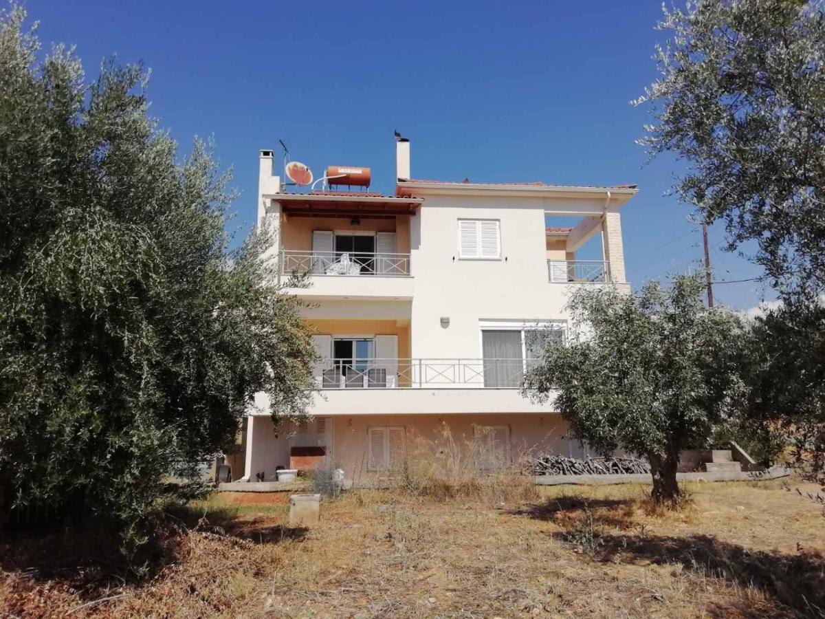 Rural 3-Bedroom House كالاماتا المظهر الخارجي الصورة