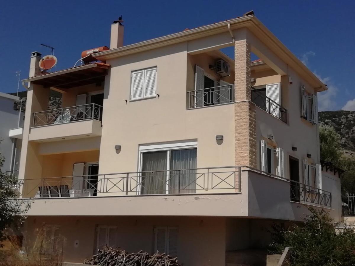Rural 3-Bedroom House كالاماتا المظهر الخارجي الصورة